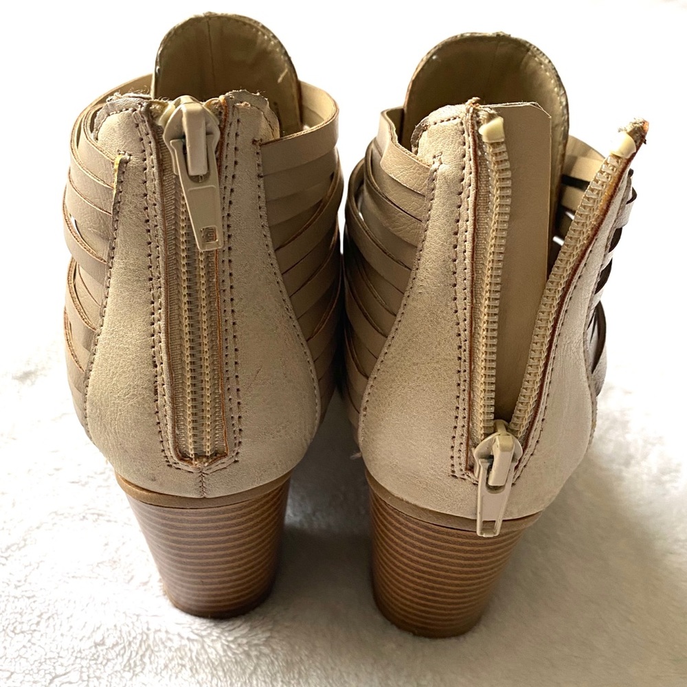 Rampage Booties - Picture 2 of 8